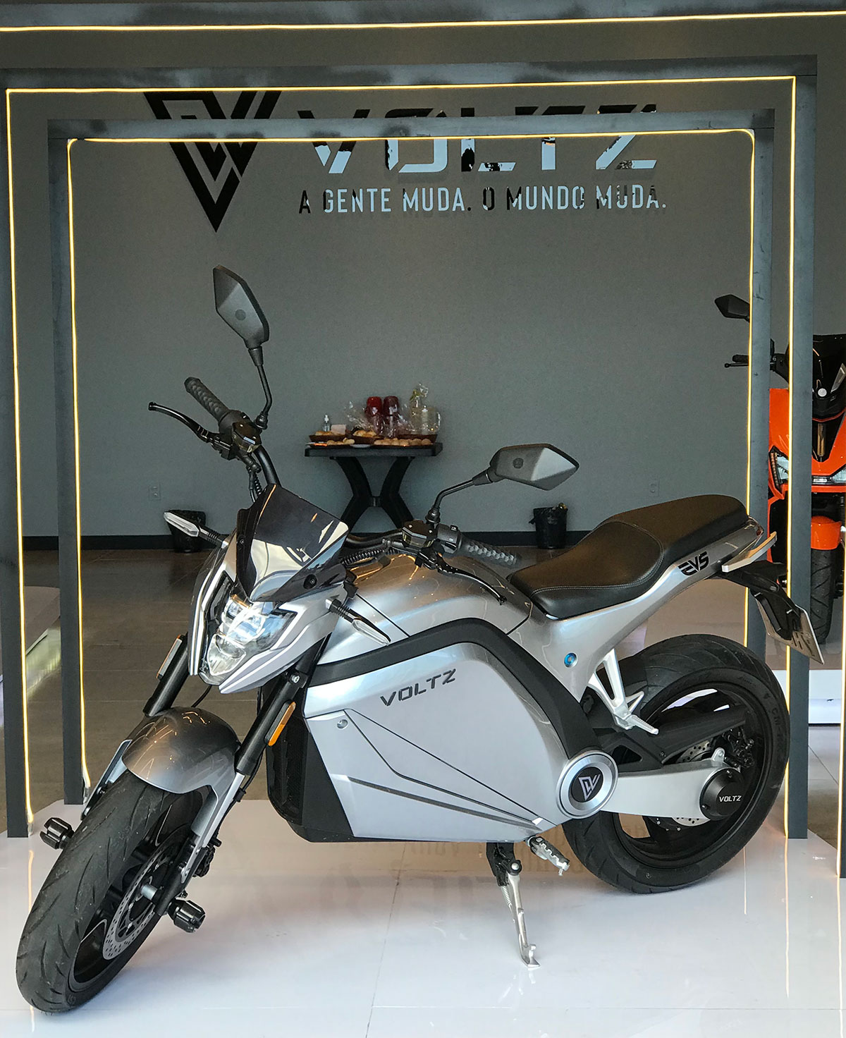 Voltz EVS Primeiras impressões - Moto elétrica 